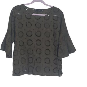 New York & Company XXL Olive Eyelet Blouse Trumpet Sleeve Boho Chic Artisanal